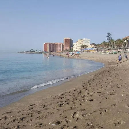 Family With 2 Bedrooms Daire Benalmádena